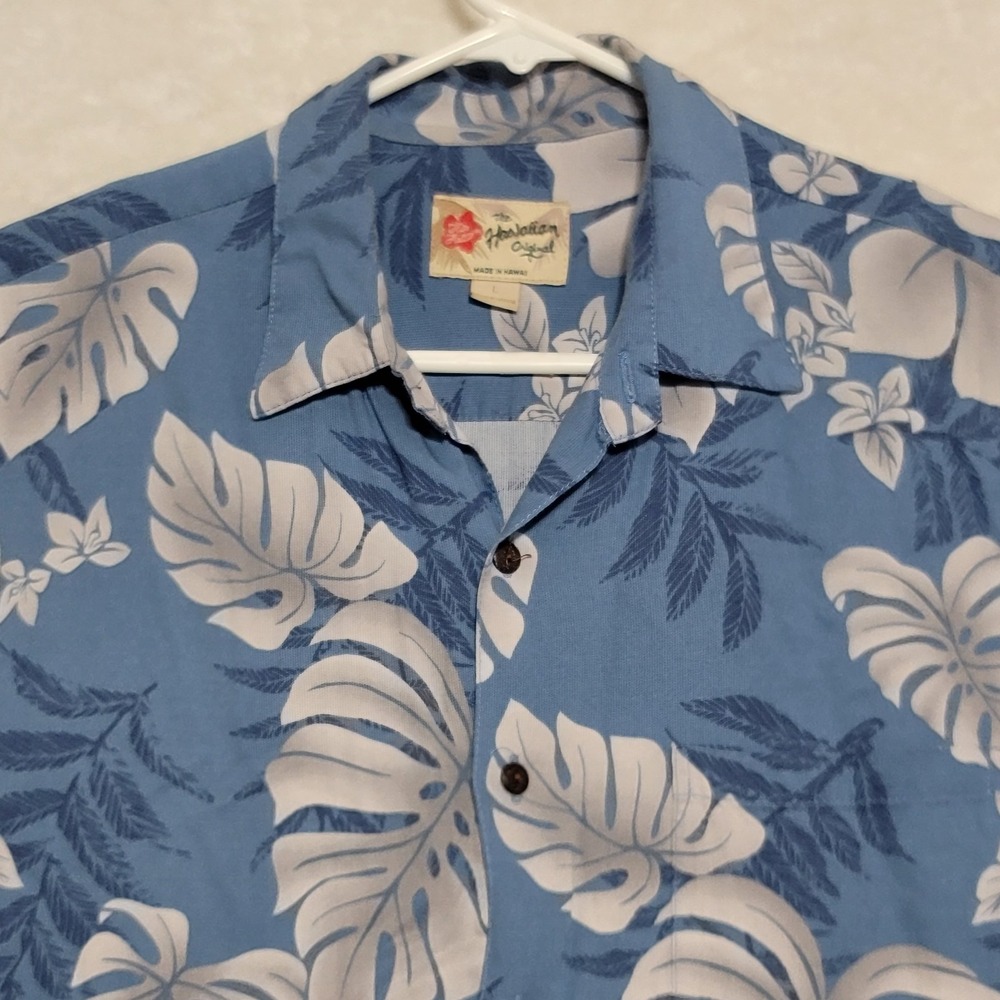 The Hawaiian Original Mens Shirt Sz M Button Up Lightweight Short Sleeve Blue